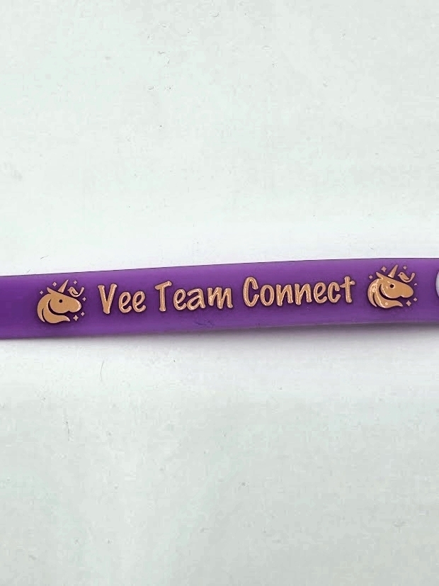 YANA Vee Team Connect Bracelet