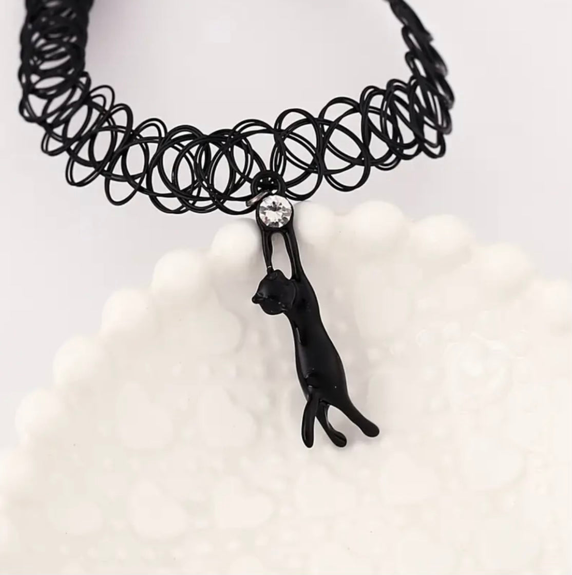 Dangling Cat Choker