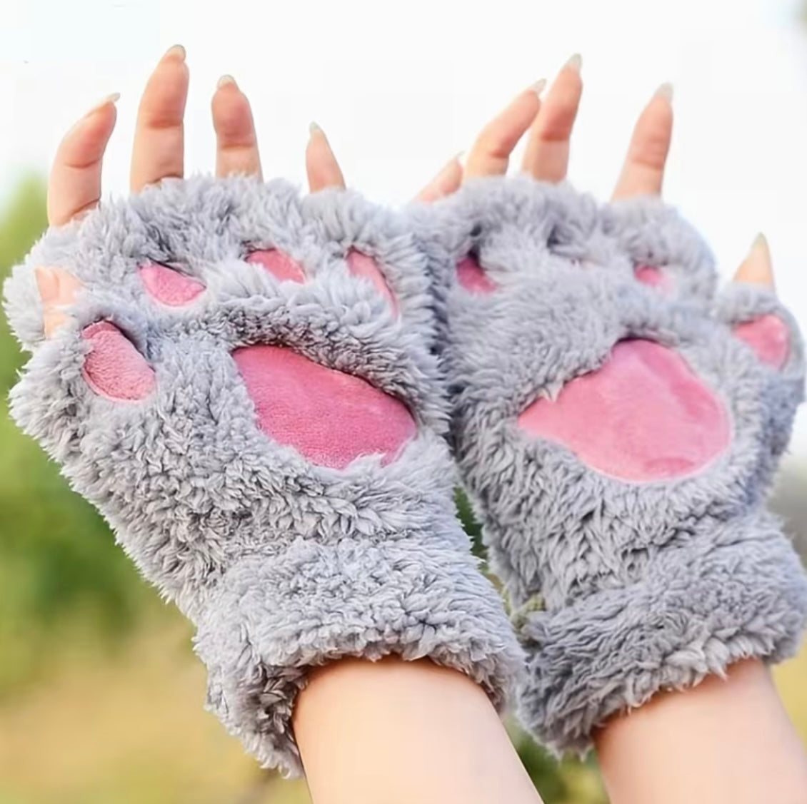 Mystery Cat Gloves