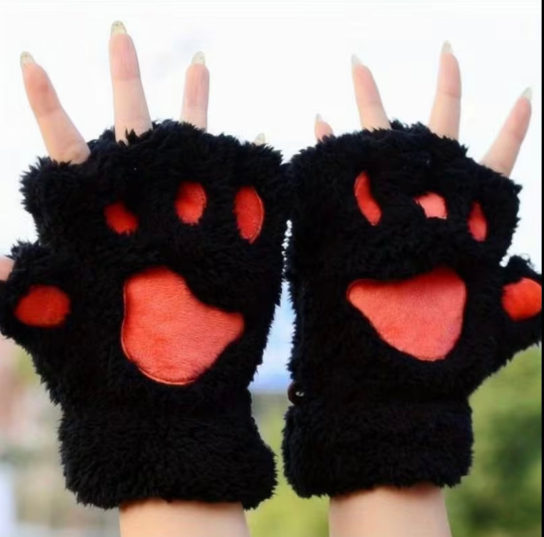 Mystery Cat Gloves